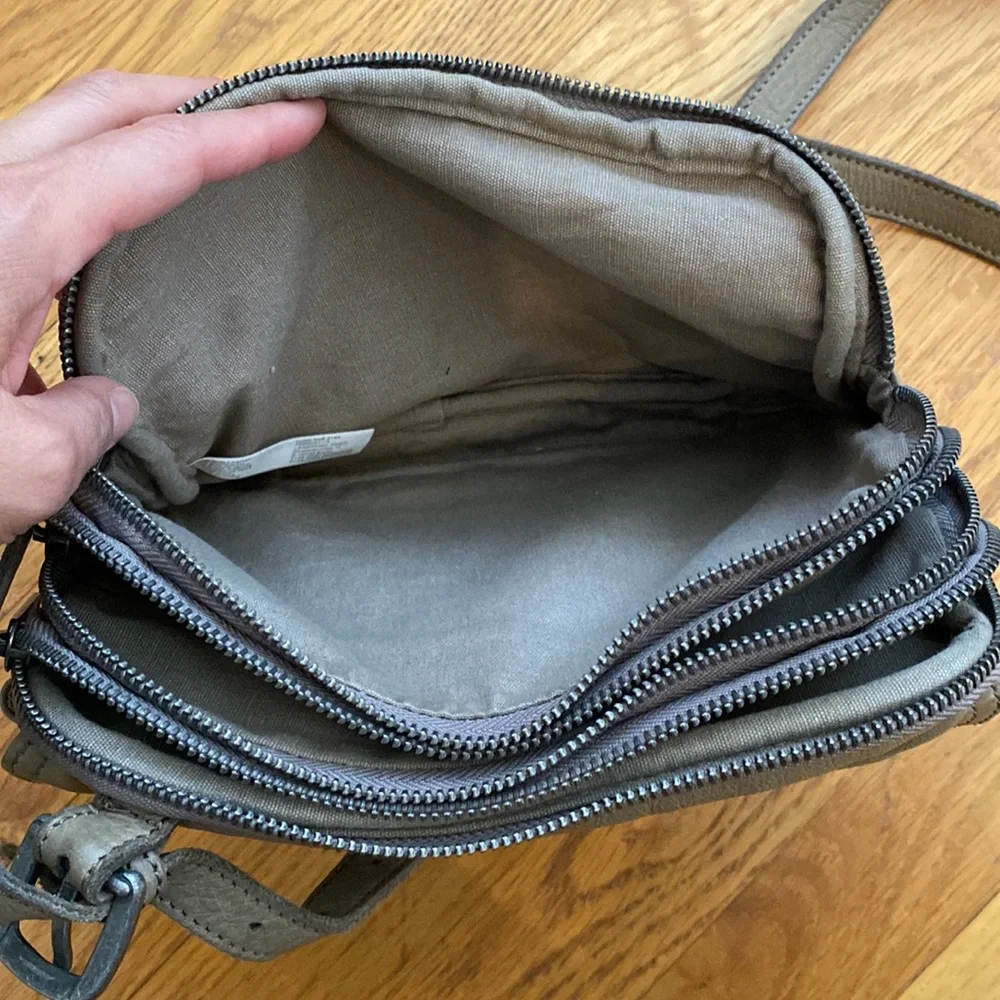 Liebeskind crossbody bag - Picture 4 of 10